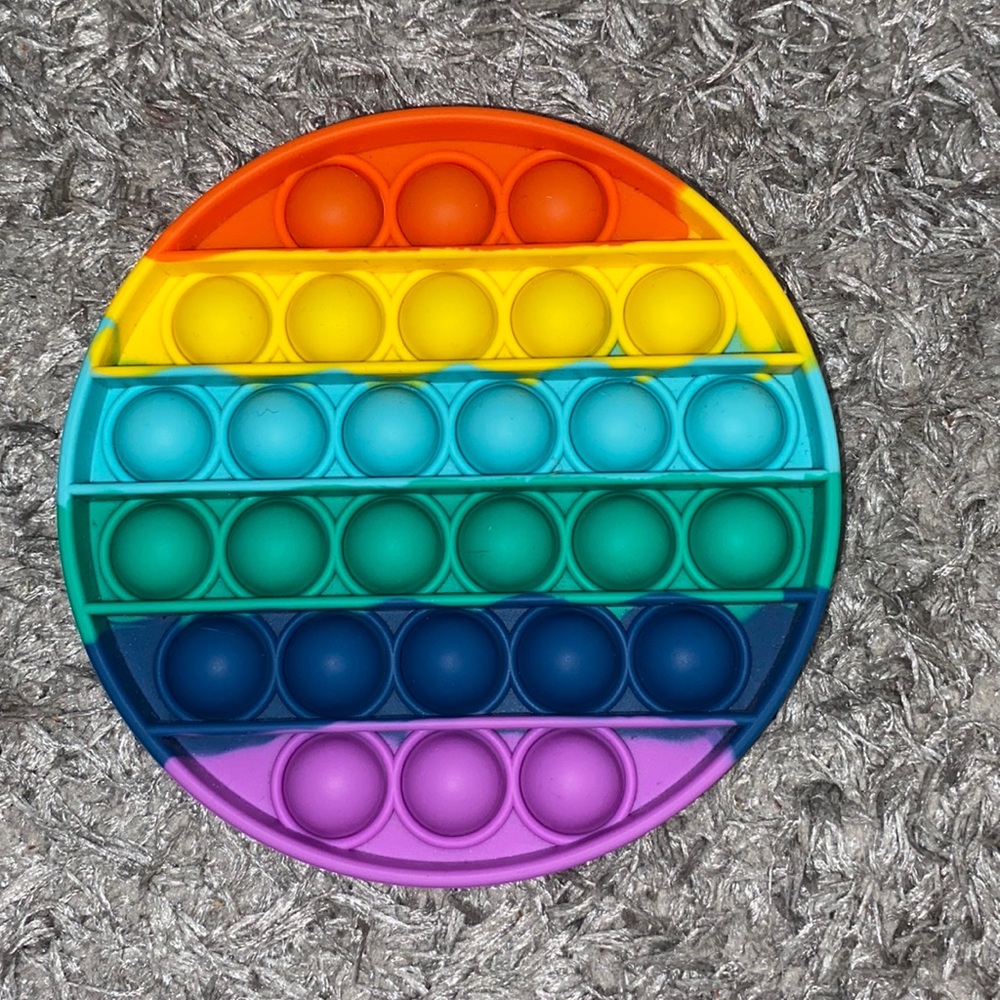 rainbow pop it